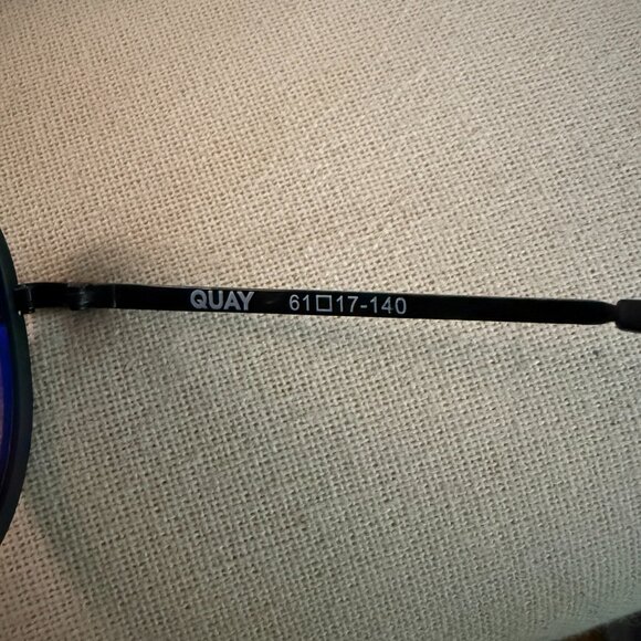 Quay - All In Extra Large Sunglasses - Black / Black Gold - Picture 4 of 8